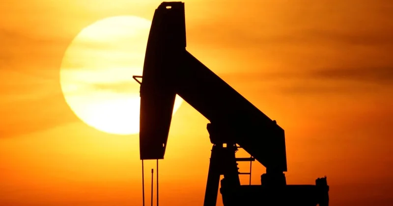 Türkiye ile Irak arasında ham petrol boru hattı için imzalar atıldı