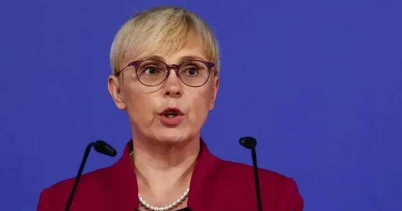 Slovenya Cumhurbaşkanı Pirc Musar trafik kazasında hafif yaralandı