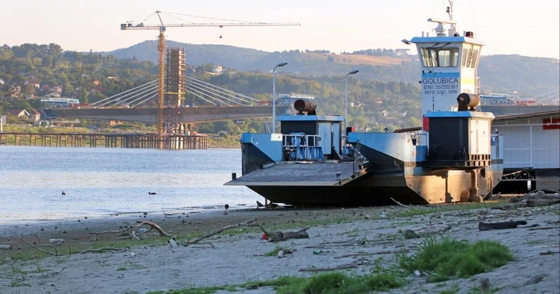 Tuna Nehri nin su seviyesinde düşüş sürüyor