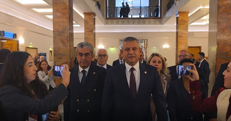 YENİ Parti lideri Özel, Erdoğan ın Meclis konuşmasını neden dinlemediklerini anlattı