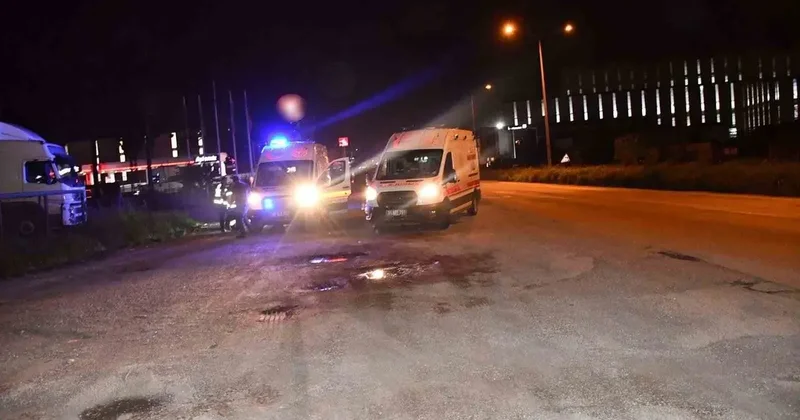 45 günlük evli çiftin yaşadığı kazada kafasından darbe alan koca ağır yaralandı