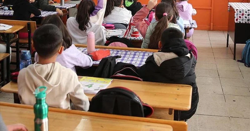 Türkiye de 769 bin 933 derslik bulunuyor
