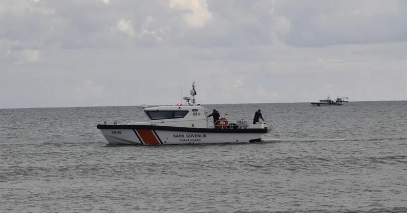 Sinop ta denizde kaybolan polis memuru aranıyor
