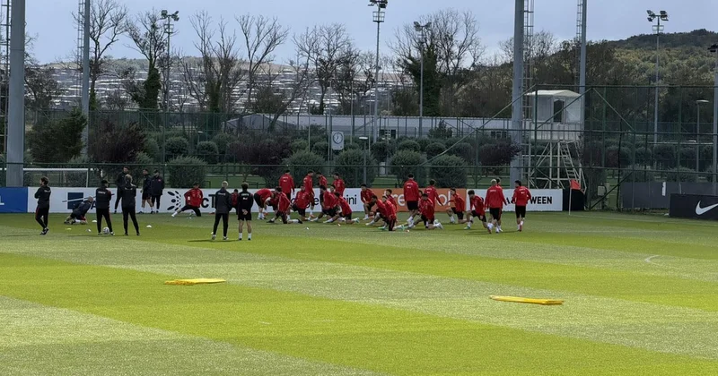 A Milli Takım da büyük şok! Yıldız futbolcumuz idmana çıkamadı