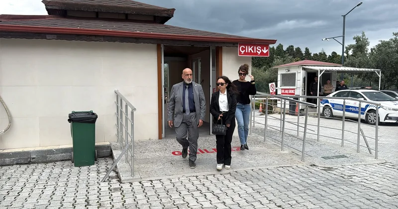 Güllü nün kızı ilk kez hakim karşısında: Ağlayarak savunma yaptı