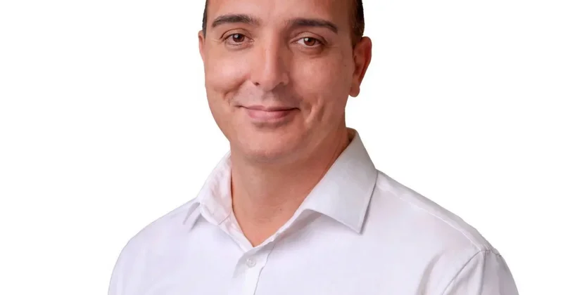 Disipline sevk edilen Konyaaltı Belediye Başkanı, CHP’den istifa etti