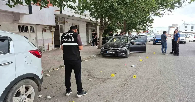 Park halindeki otomobil kurşunlandı
