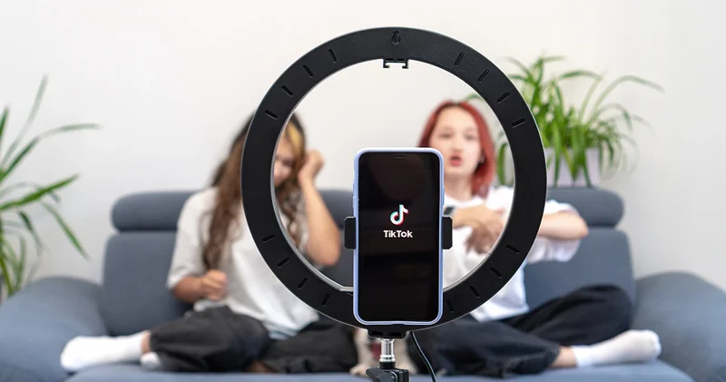 Tehlike sosyal medyada kol geziyor, TikTok akımlarına dikkat!