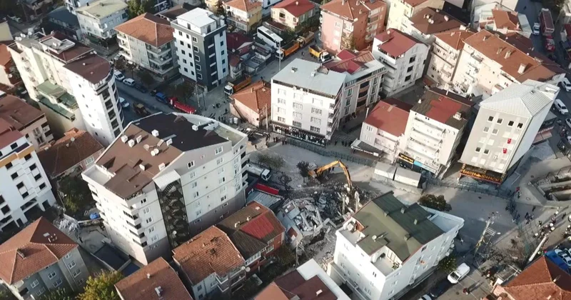 Gebze de 16 bina tahliye edildi: Zemin analizi yapılıyor