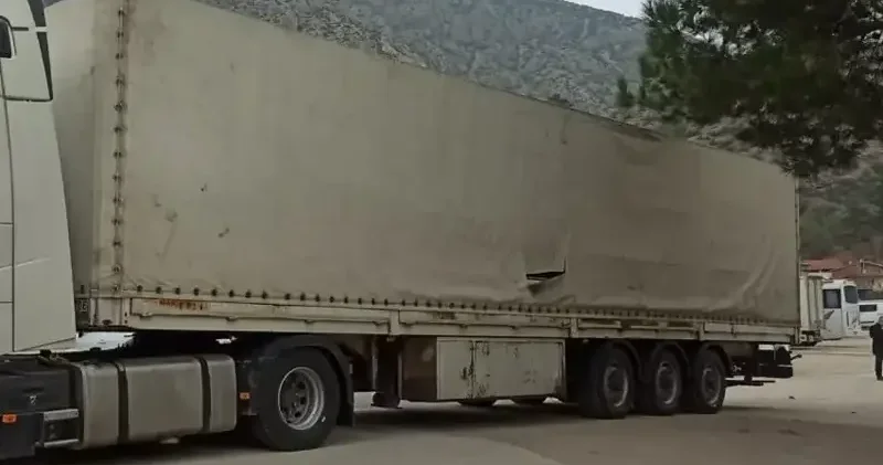 FETÖ üyesi eski öğretmen tırda yakalandı Edirne Haberleri