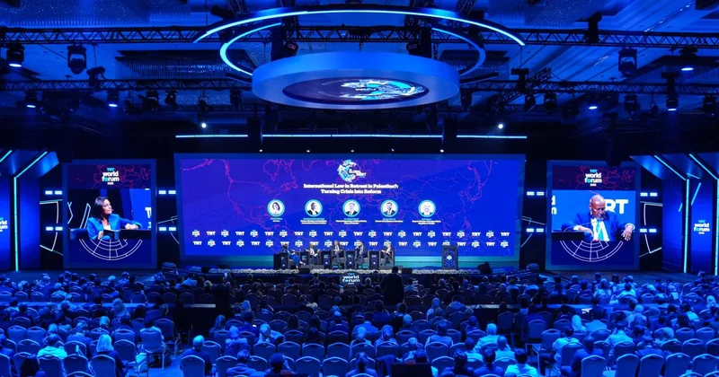 TRT World Forum 2025 te Filistin meselesinde uluslararası hukuk ele alındı