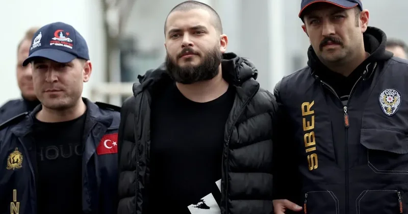 Faruk Fatih Özer in ölümünde yeni detaylar! Banyo kapısına çarşafla asılı halde bulunmuş