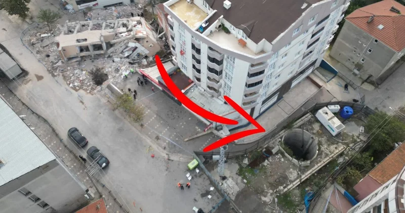Gebze de 16 bina tahliye edildi! Enkazın yanında kocaman metro deliği var yetkililerden açıklama yok