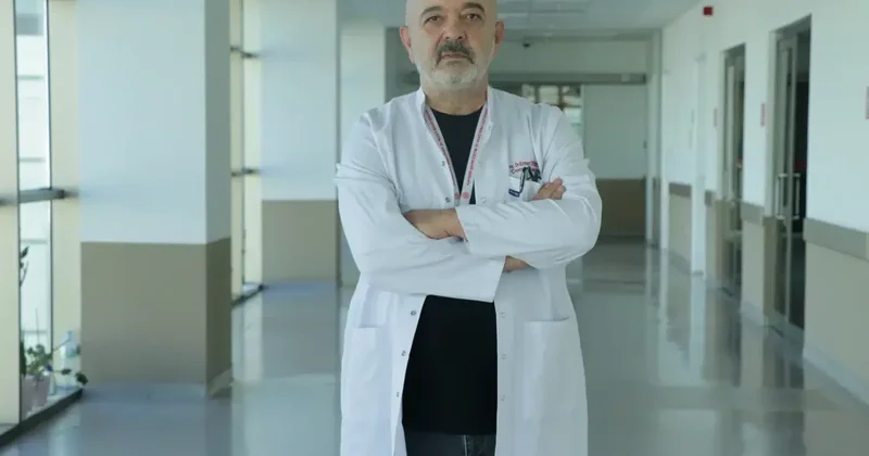 Kardeşi fark etti, hastaneye koştular! 15 aylık bebeğin yemek borusundan çıkanlar şoke etti