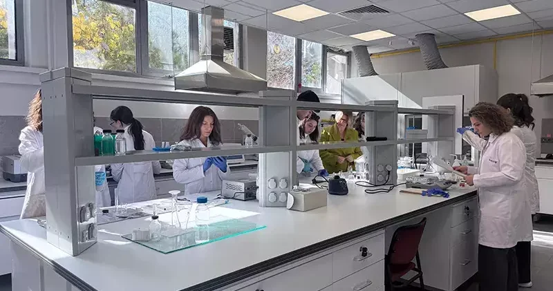 3 üniversitenin iş birliğiyle pediatrik epilepsiye yenilikçi ilaç sistemi