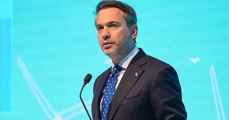 Bakan Bayraktar duyurdu: Enerjinin yeni adı Türk yolu