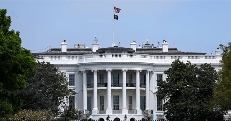 Beyaz Saray, gazetecilerin, üst düzey iletişim yetkililerinin ofislerine erişimine kısıtlama getirdi Dış Haberler