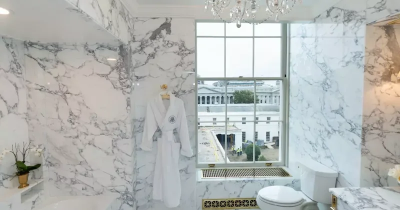 Trump Beyaz Saray daki Lincoln Banyosu nu yeniletti! Altın kaplama çöp kovası, musluk...