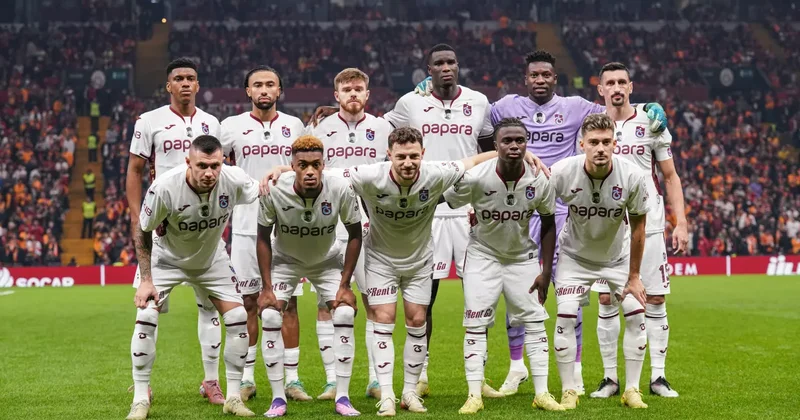 Trabzonspor da sakatlık şoku! Maçı yarıda bıraktı