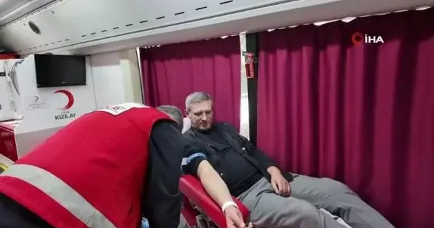 Düzce de azalan kan bağışına dikkat: AK Parti kampanya düzenledi