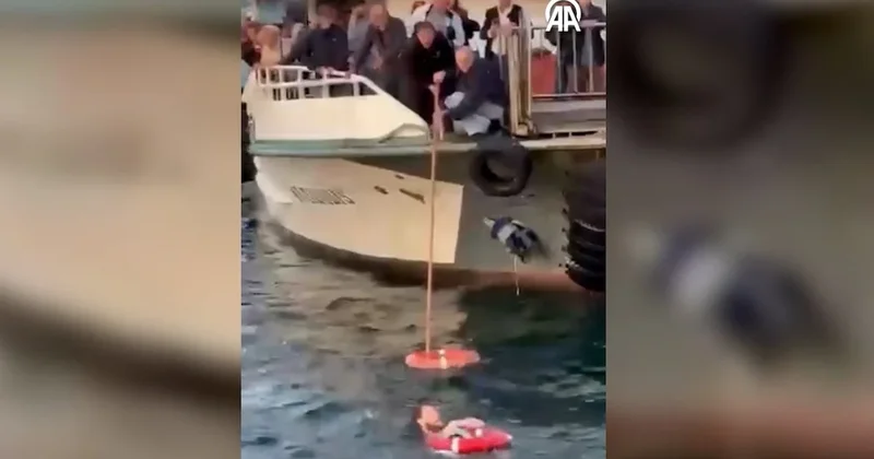 Üsküdar da panik anları: Yolcu denize düştü Sözcü Gazetesi