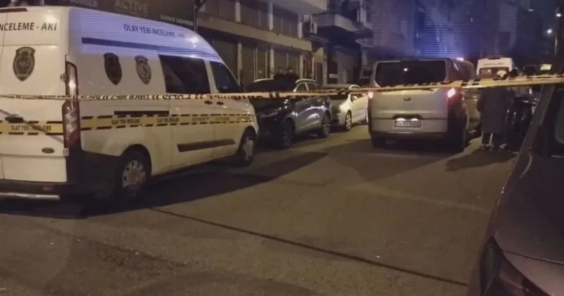 İstanbul da aile faciası: Oğlunu ve kardeşini öldürdü Sözcü Gazetesi