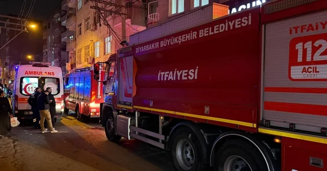 Eşiyle tartıştı, evini ateşe verdi Diyarbakır Haberleri