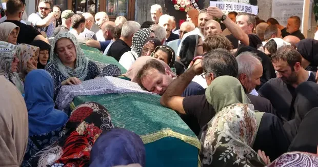 Samsun haberleri Kaza sürü vererek eşini ve çocuğunu öldürmüştü: Cezaevinde öldü! 01 Aralık 2025