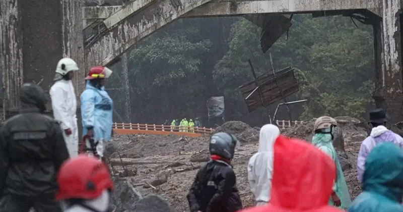 3 ülke felaketi yaşıyor! 900 den fazla ölü, yüzlerce kayıp var