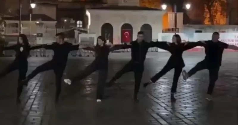 Ayasofya önündeki sirtaki gösterisi ortalığı karıştırdı