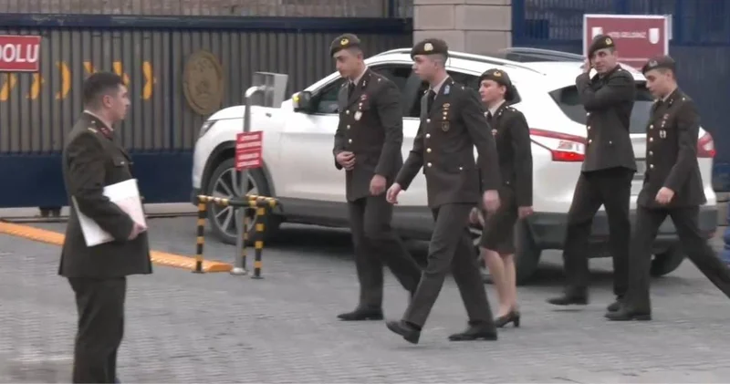 Komutanın ihraç kararı iptal edilmişti! Gerekçesi açıklandı