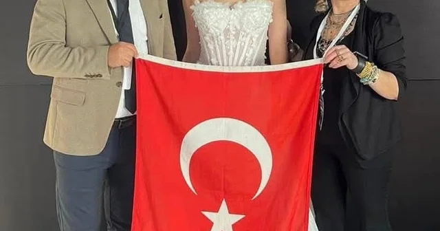 Acıpayamlı kadın kuaför Asian Global Cup 2025 birincisi oldu Denizli Haberleri