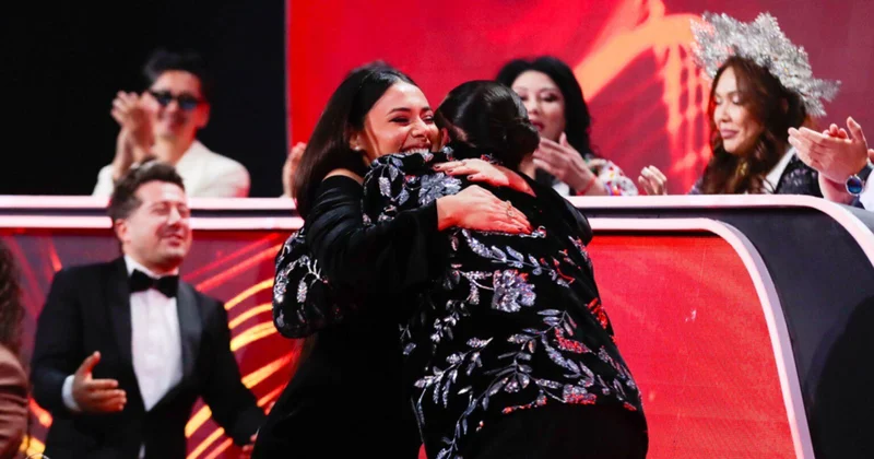 Azerbaycanlı jüri üyesinin Ermenistanlı yarışmacı Gevorgyan a 12 puan vermesi tartışma yarattı Agos