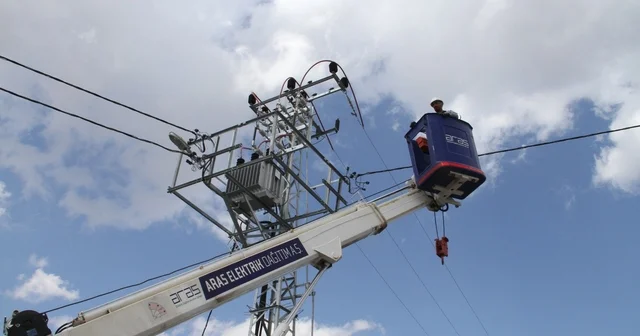 Aras EDAŞ, Patnos ta enerji altyapısını güçlendirmeyi sürdürüyor Ağrı Haberleri