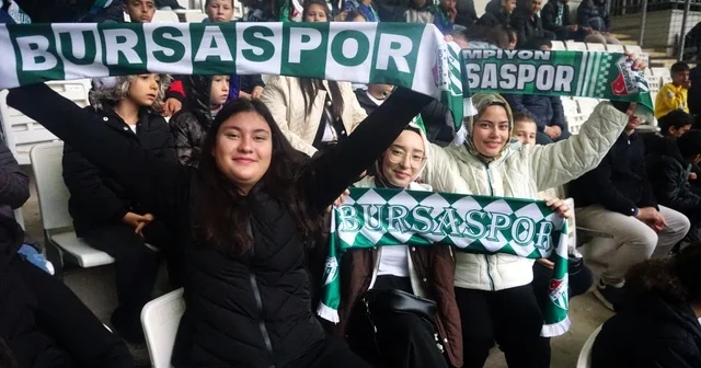 Osmangazili çocuklar Bursaspor coşkusunu tribünde yaşadı Bursa Haberleri