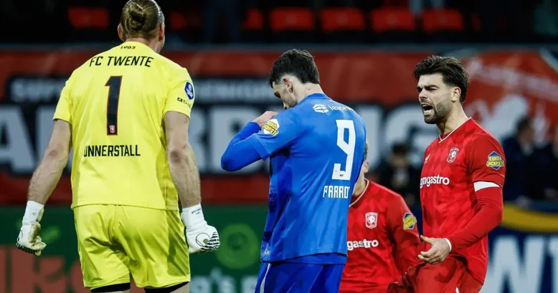 Hollanda da hazin sonlu maç! Penaltıda panenka denemesi Alkmaar ın canını yaktı