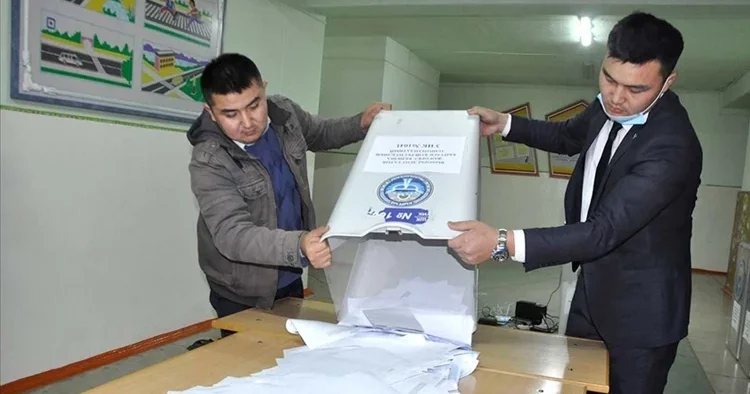 Kırgızistan da seçime katılım oranı yüzde 37 de kaldı