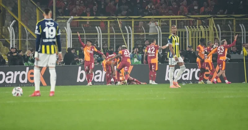 Derbide gol sonrası Kazımcan Karataş yüzünden yaralandı Sözcü Gazetesi