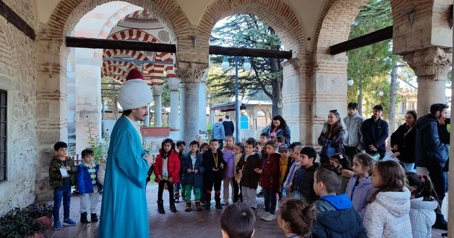 Turizm Fakültesi öğrencileri Kurşunlu Külliyesi ni yerinde inceledi Eskişehir Haberleri
