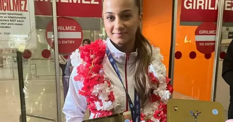 Elif Ceren Şanlı dan Dünya Şampiyonluğu