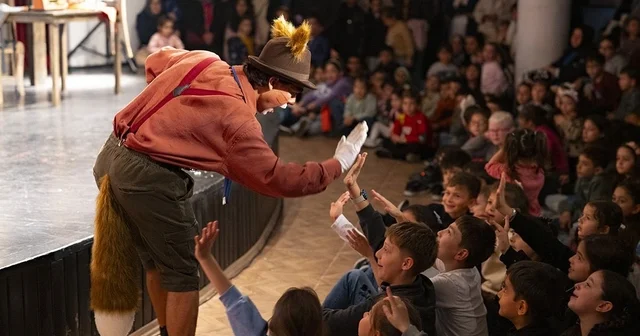 Akçaabat ta Pinokyo adlı çocuk oyunu sahnelendi Trabzon Haberleri