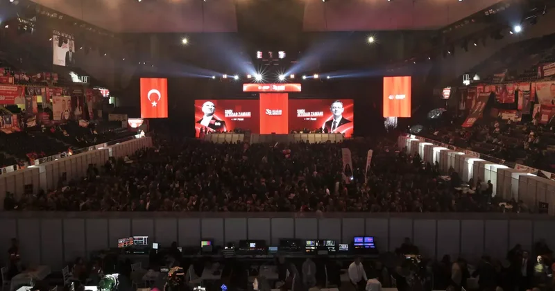 CHP nin PM ve YDK üyeleri belli oldu! Özgür Özel in listesi onay aldı