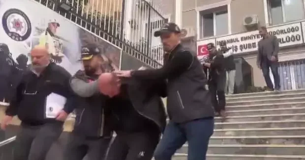 İstanbul haberleri 19 yıllık sır cinayet aydınlatıldı! Çok sayıda tutuklu var 01 Aralık 2025