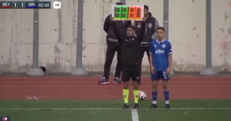 İlkokullu çocuk Türkiye tarihinin en genç futbolcusu oldu: İlk kez formayı sırtına geçirdi Sözcü Gazetesi