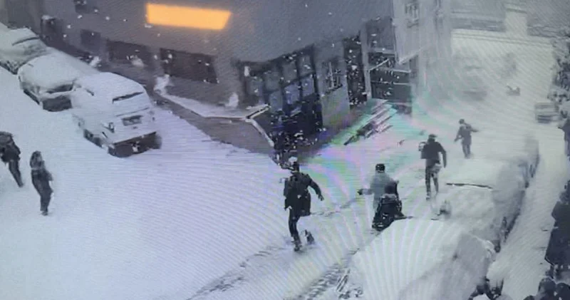 Son dakika: Çocuklara çarpıp kaçmıştı... Kaçan sürücü tutuklandı! Son dakika haberleri