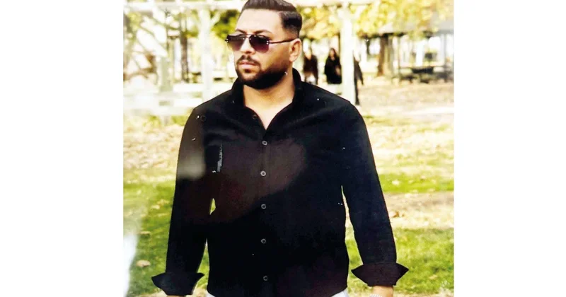 Yakıtı biten otomobili iterken canından oldu