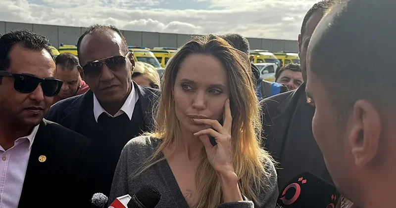 Angelina Jolie, Gazze sınırına gitti, en kısa sürede daha fazla yardım ulaştırılması gerektiğini söyledi