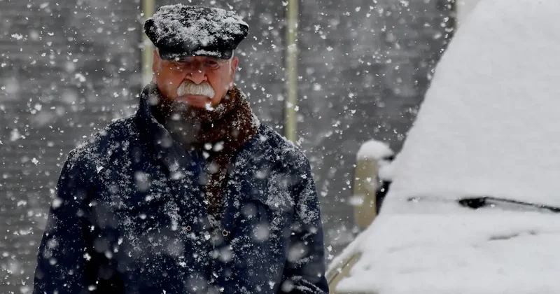 Kar yağışı bitti derken geri geliyor! Marmara için yeni tarih verildi