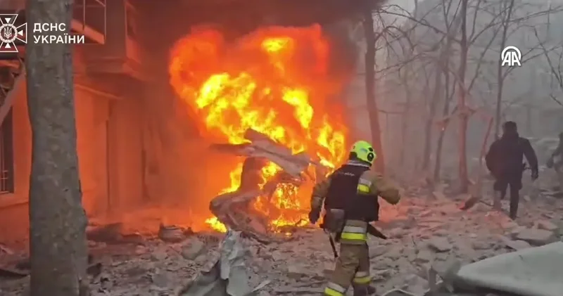 Rusya Ukrayna da AVM yi hedef aldı: 20 den fazla yaralı