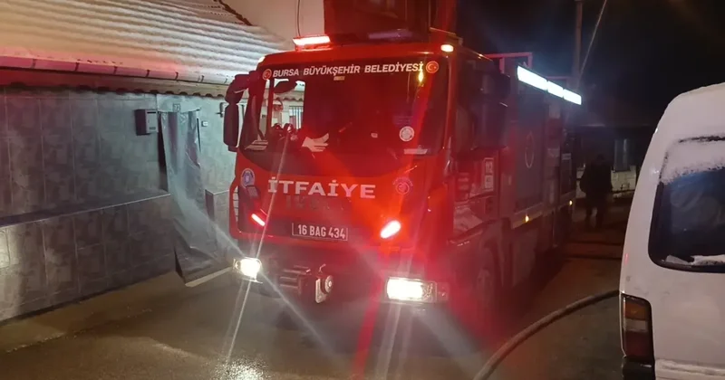 Bursa da Yangın: 2 Metruğa Sıçradı